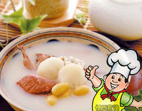 银耳杏仁鹌鹑汤