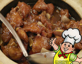 马哈鱼炖五花肉的做法