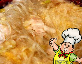 五花肉炖酸菜粉