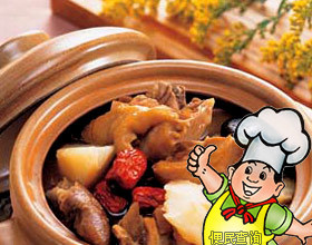 栗子大枣炖母鸡的做法