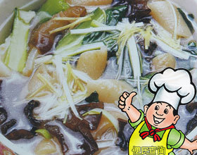 木耳猪皮汤的做法