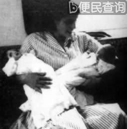 美国第一位女国务卿奥尔布赖特诞辰
