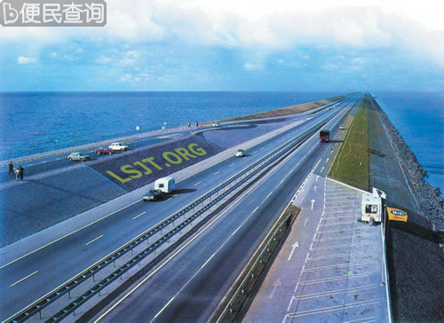 荷兰须德海水坝崩溃,造成洪水泛滥