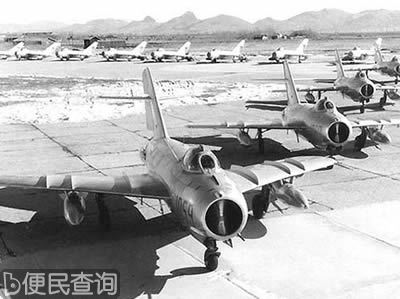 中国成功试制新型喷气式飞机