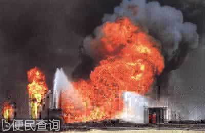 多国部队向伊拉克军队发起地面进攻