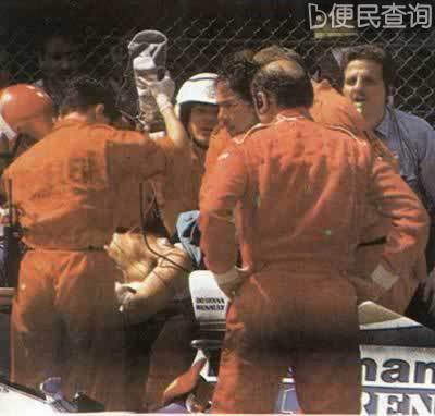 巴西车手塞纳在比赛中丧生