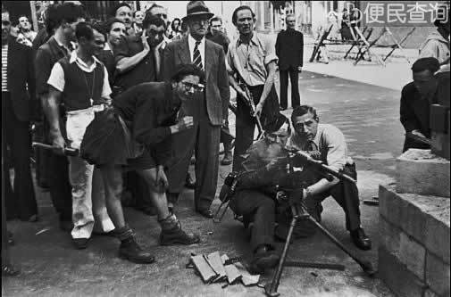 巴黎市民发动起义